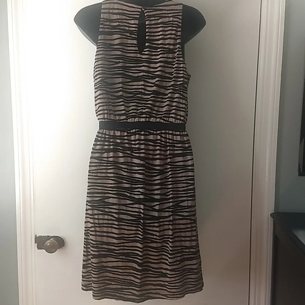 Loft sleeveless Animal Print Knit Dress
